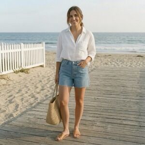 AYR Denim Shorts Size 31 US 12 Clean Girl Coastal Summer Stretch Beachy Raw Hem